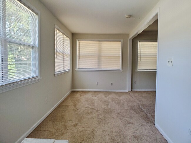 Foto del edificio - 1419 Palm Lane Jacksonville Florida 3/2 ea...