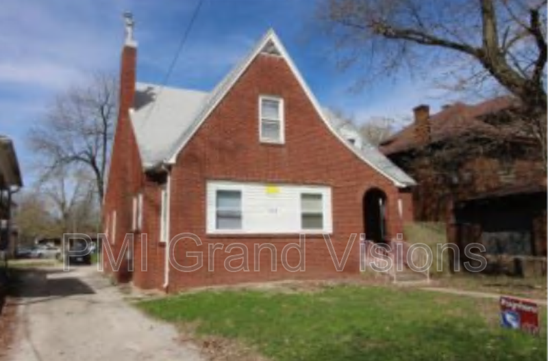 Foto principal - 1056 7th St