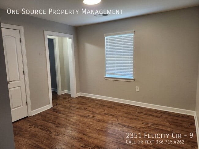 Foto del edificio - 2351 Felicity Cir