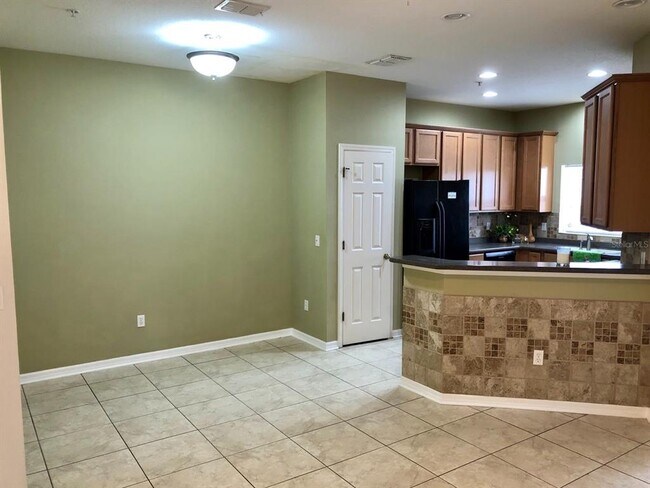 Building Photo - 1410 Grantham Dr