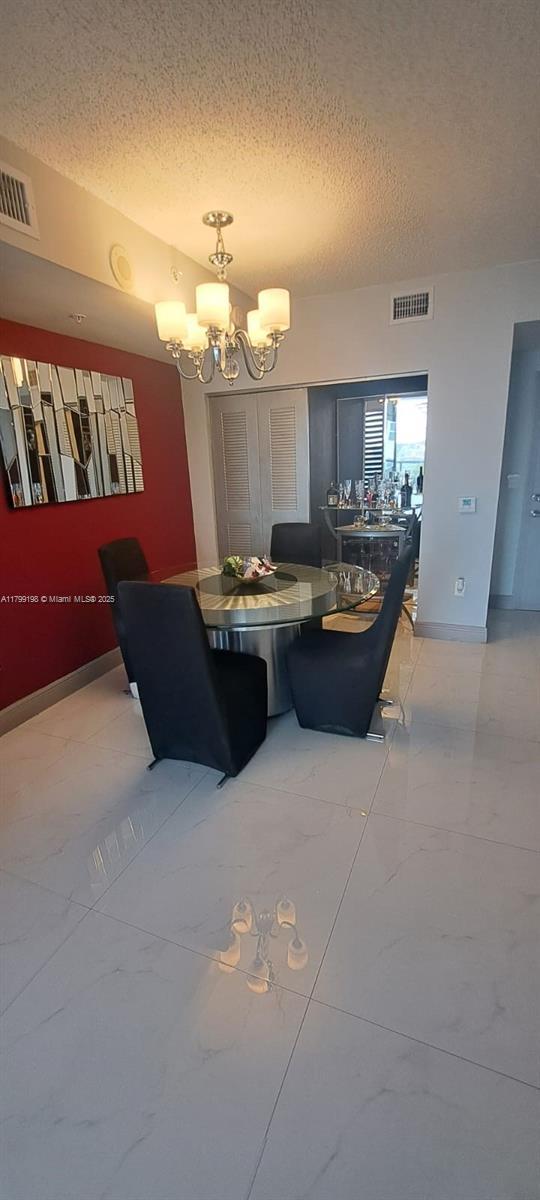 Foto del edificio - 5085 NW 7th St