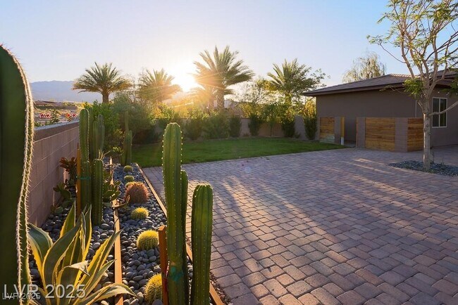 Foto del edificio - 6110 Pebble Glen Ct