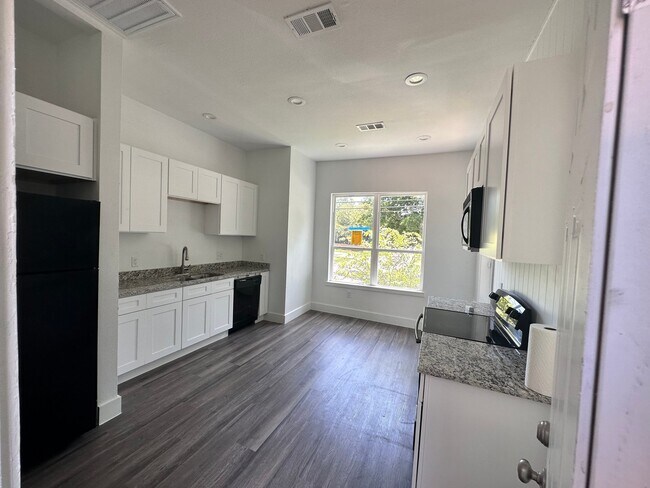 Foto del edificio - 102 7th St SW