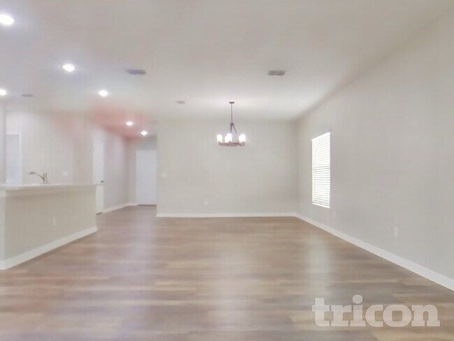 Foto del edificio - 95 Prairie Falcon Dr