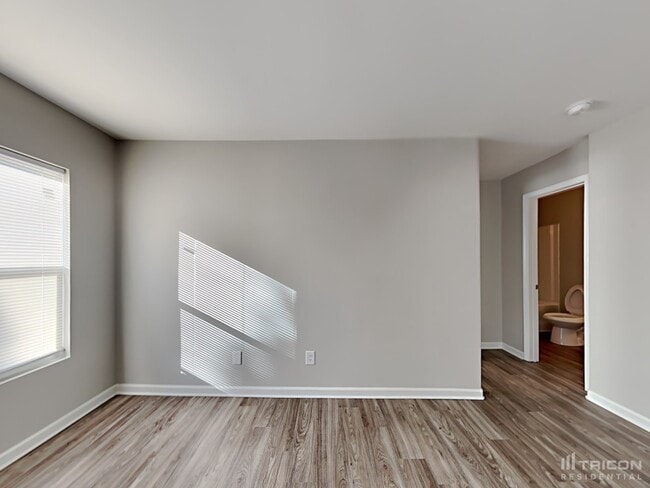 Building Photo - 678 Scarlet Leaf Ln.