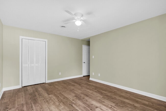 Building Photo - 125 Pirates Rd