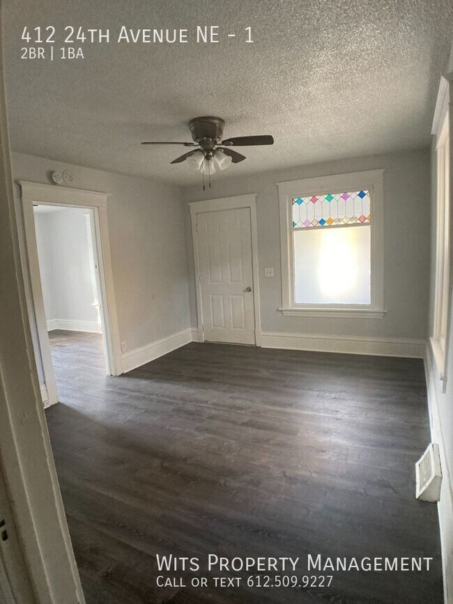 Foto del edificio - 412 24th Ave NE