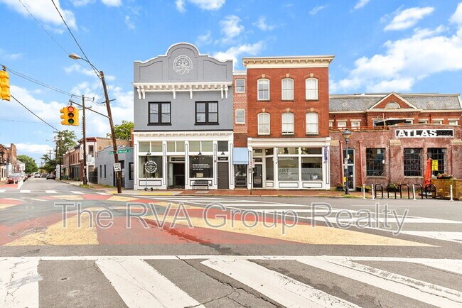 Foto del edificio - 110 W Marshall St