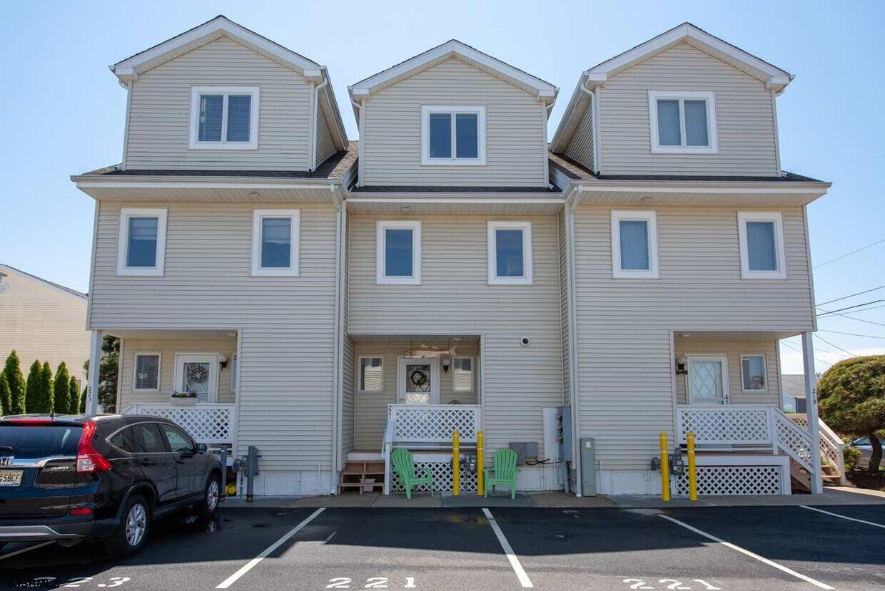 Foto principal - 221 N 36th Ave