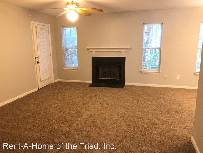 Building Photo - 17 Meadowood Glen Way