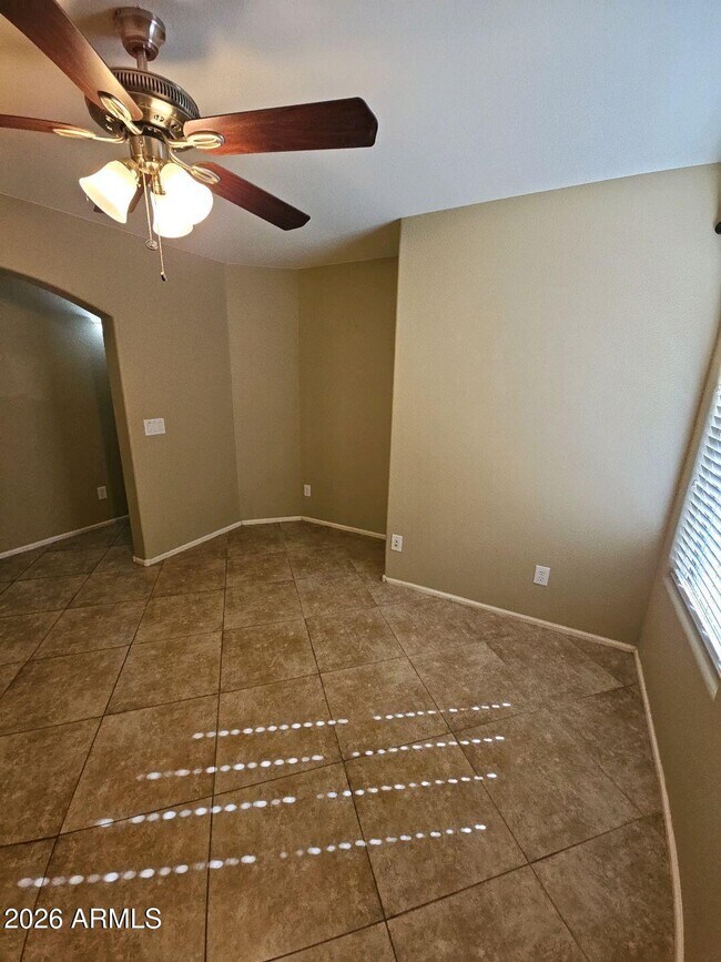Foto del edificio - 5378 N Ormondo Way