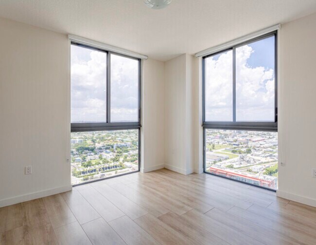 Foto del edificio - 1502 NE Miami Pl