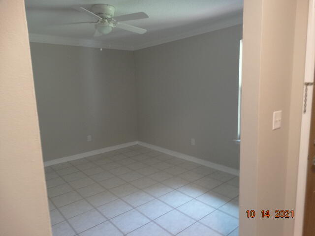 Foto del edificio - 114 Golf Course Dr