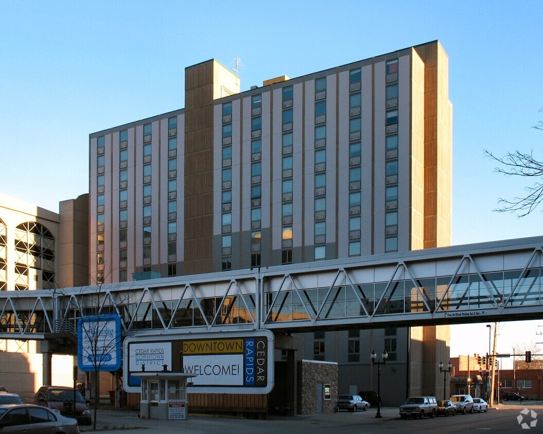 310 5th Ave SE, Cedar Rapids, IA 52401 Apartments in Cedar Rapids, IA