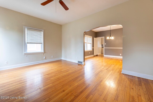 Foto del edificio - 505 Oxford Pl