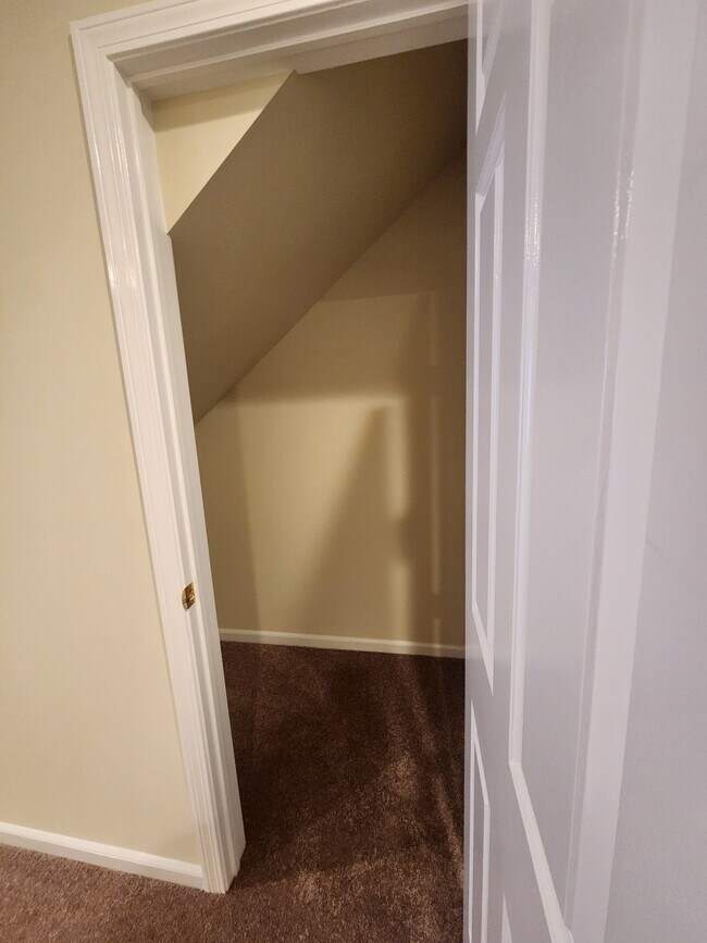 Foto del edificio - 27 Van Buren Ave