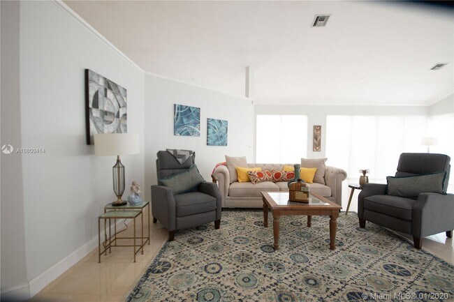 Building Photo - 1495 Lacosta Dr W