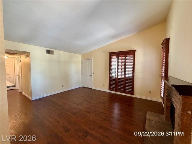 Building Photo - 711 Bass Dr