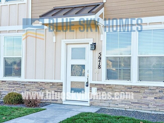 Building Photo - 5978 S Jessenia Ln