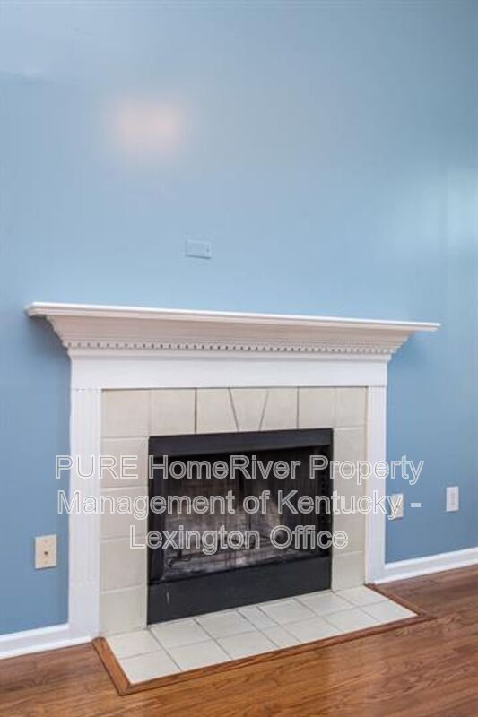Foto del edificio - 296 Forest Hill Dr