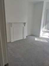 Building Photo - 142 N 54th St