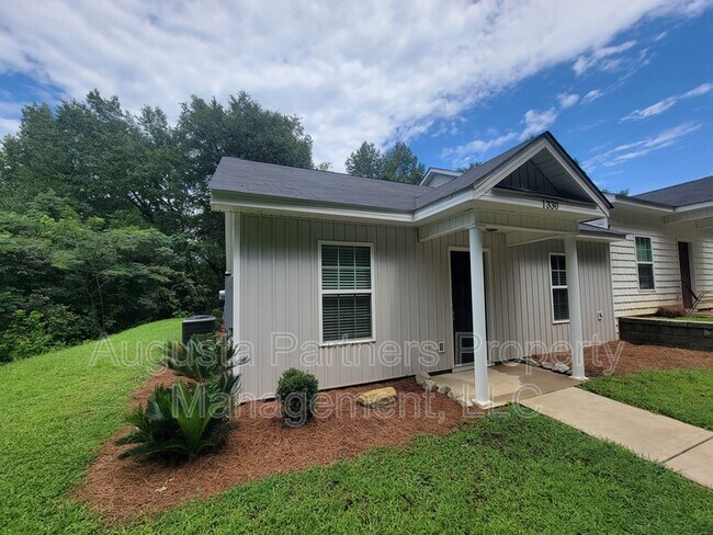 Building Photo - 1330 Crawford Creek Pl
