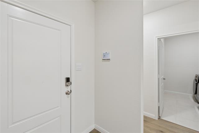 Foto del edificio - 1602 Harvest Glen Dr