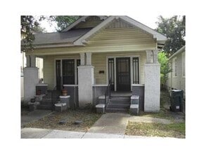 Building Photo - 2525-2527 Nashville Ave