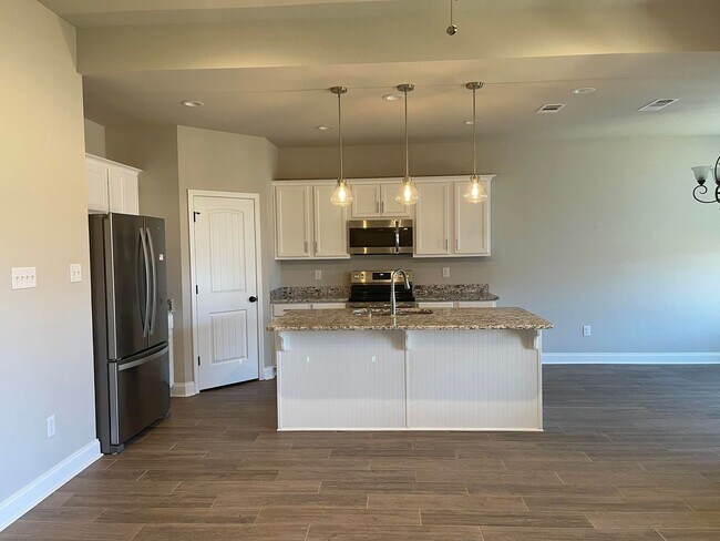 Foto del edificio - 23643 Blythewood Ln