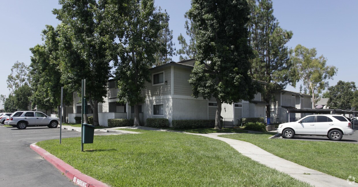 Amberwood Apartments Rentals Chino, CA
