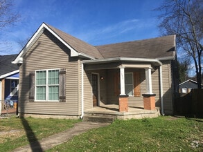 Building Photo - 1814 15th Ave N