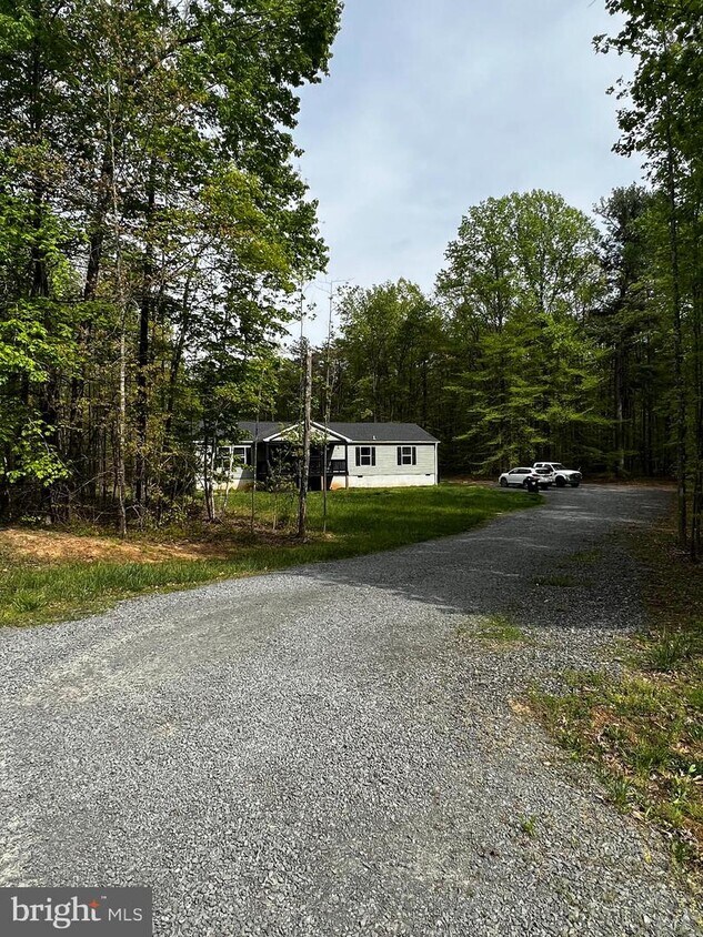 21362 Walking Deer Ln, Orange, VA 22960 House Rental in Orange, VA
