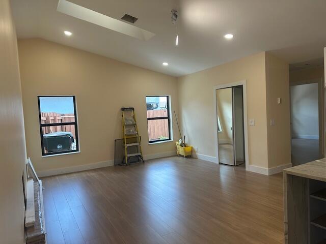 Building Photo - 860 Brightwood Way