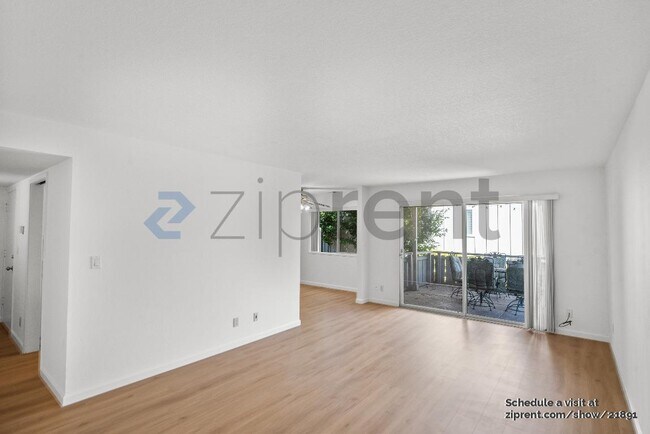 Foto del edificio - 255 S Rengstorff Ave