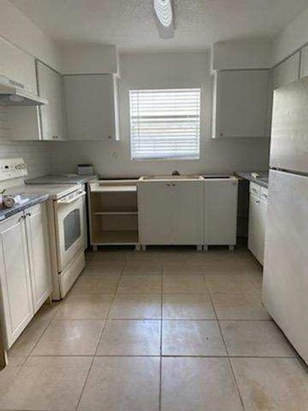 Foto del edificio - 6208 Dawson St