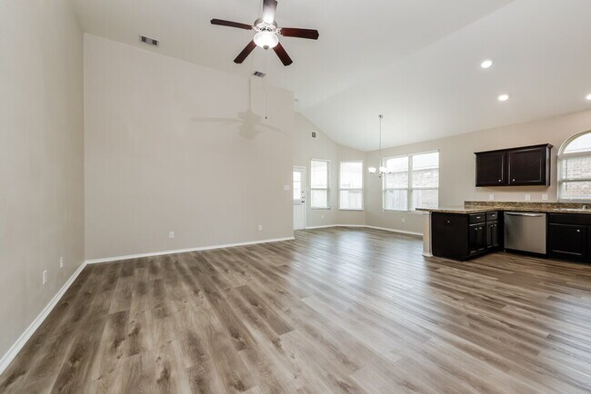 Building Photo - 5314 Little Jasmine Way