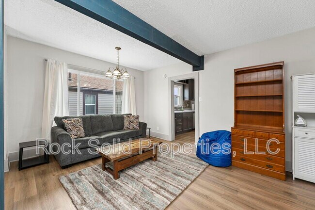 Building Photo - 3012 O Neil Ave