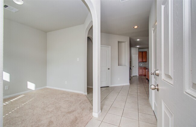 Foto del edificio - 24938 Pavarotti Pl