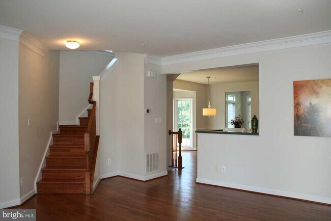 Building Photo - 12423 Falconbridge Dr