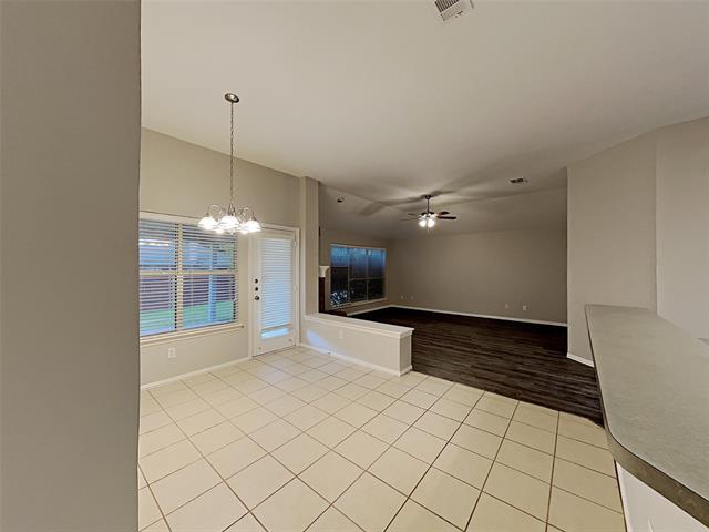 Foto del edificio - 553 Stonewall Ct