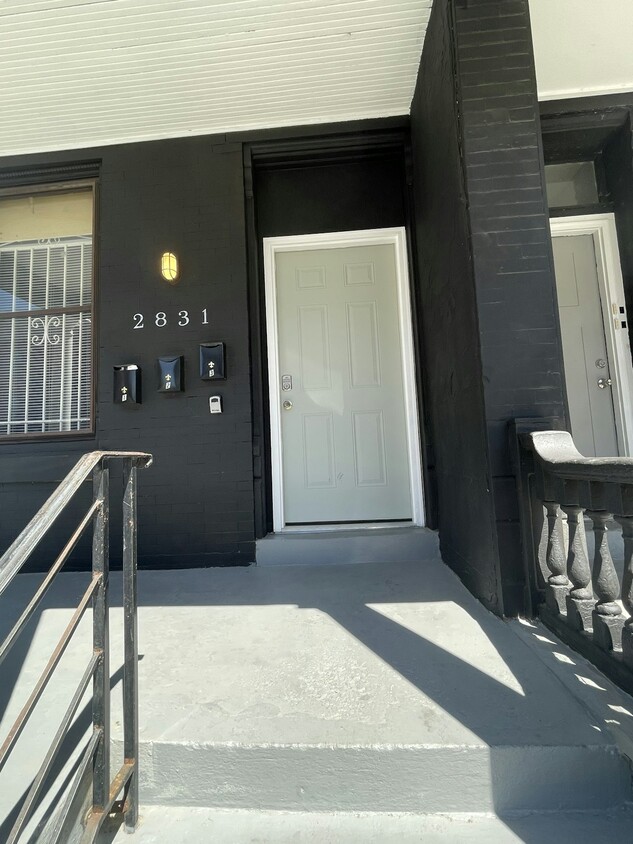 Photo - 2831 West Oxford Street, Unit 1