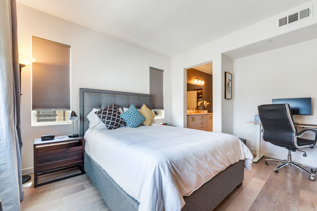 Recamara principal - 510 S Anaheim Blvd
