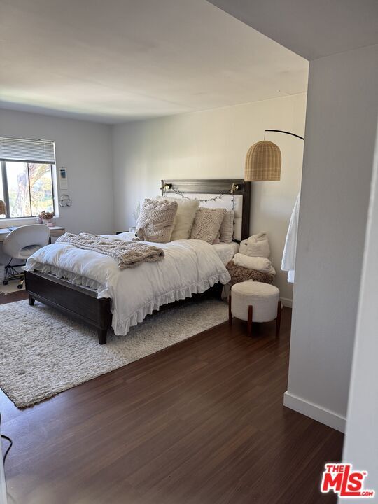 Foto del edificio - 6465 Kanan Dume Rd