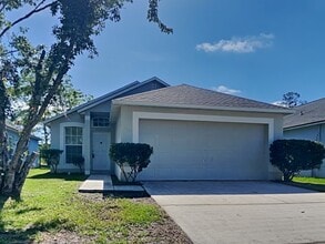 Building Photo - 6637 Gentle Oaks Dr E