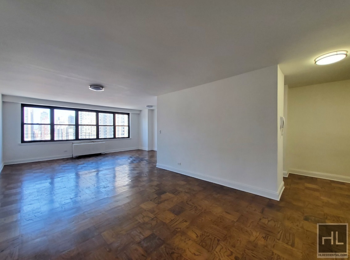 Building Photo - East 82nd Street