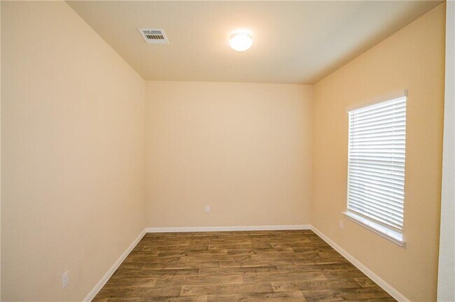 Building Photo - 501 Cibolo Creek Dr