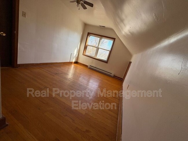 Building Photo - 908 Florida Ave