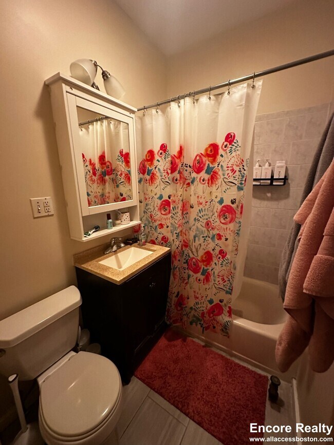 Foto del edificio - 38 Hemenway St