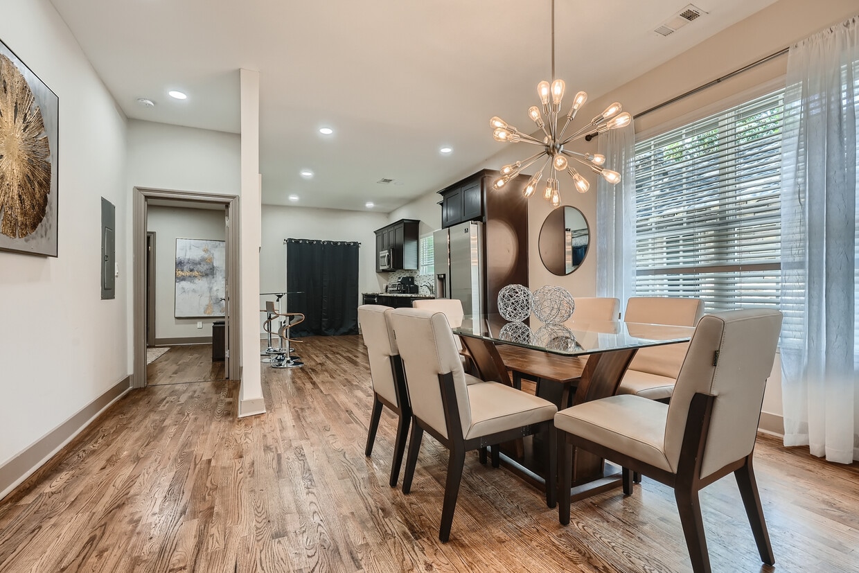 982 Mayson Turner Rd NW, Atlanta, GA 30314 House Rental in Atlanta