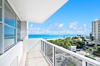 Building Photo - 5313 Collins Ave